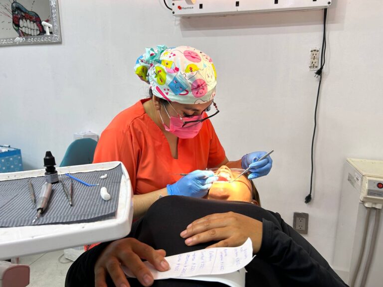 Nezahualcóyotl ofrece limpiezas dentales gratuitas a estudiantes durante agosto