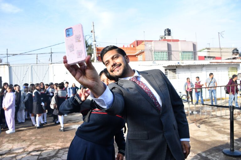 Inició el Ciclo Escolar 2024-2025 en Nezahualcóyotl con Seguridad y Sin Incidentes