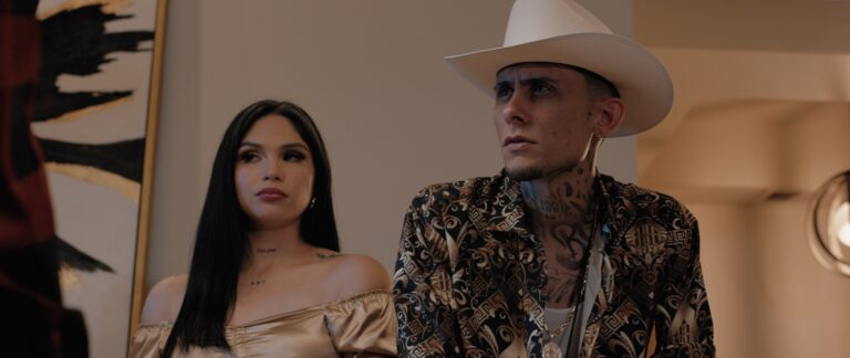 “El Komander” y el “Compa Camarón” estrenan en agosto su película “Mi Gallo”