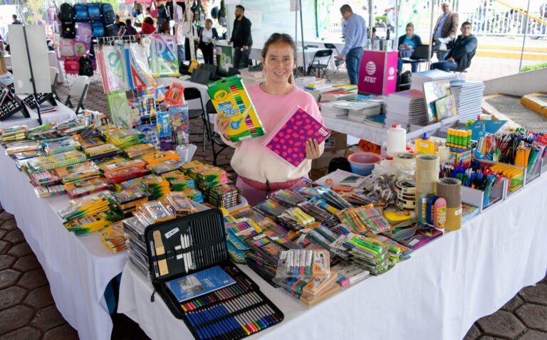 Inauguran Feria de Regreso a Clases en Atizapán de Zaragoza para Apoyar la Economía Familiar