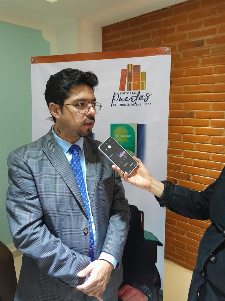 Editorial Puertas Busca Democratizar la Literatura y Abrir Espacios para Nuevos Talentos