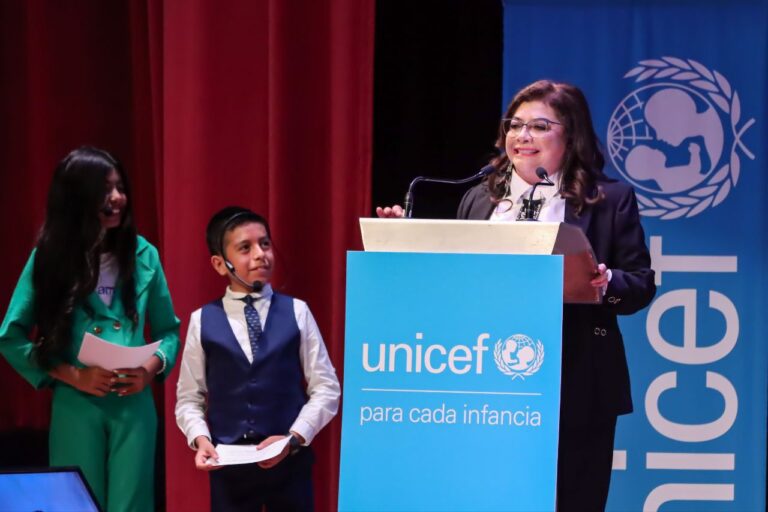 UNICEF Presenta Propuestas para Erradicar la Pobreza Infantil en México en su Informe Anual 2023