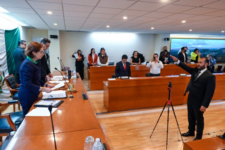 Jóvenes de Naucalpan proponen fortalecer deporte y cultura en sesión de Cabildo Juvenil y Abierto