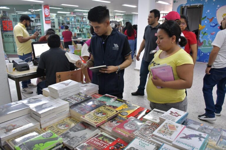 Nezahualcóyotl se Une a la Gran Venta Nocturna del FCE con Descuentos y Actividades Culturales