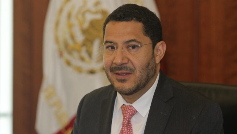 Batres celebra avance de  iniciativa para poner tope a renta de vivienda en CDMX