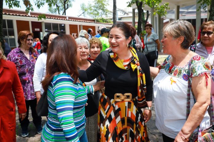 DIF Tlalnepantla Fortalece Protección a Adultos Mayores con Conferencia Sobre Prevención de Violencia