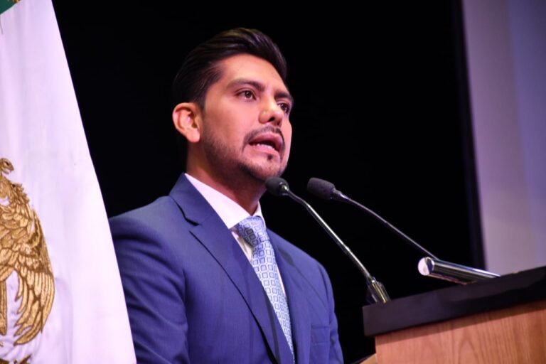 Adolfo Cerqueda se consolida como el alcalde mejor evaluado del Valle de México