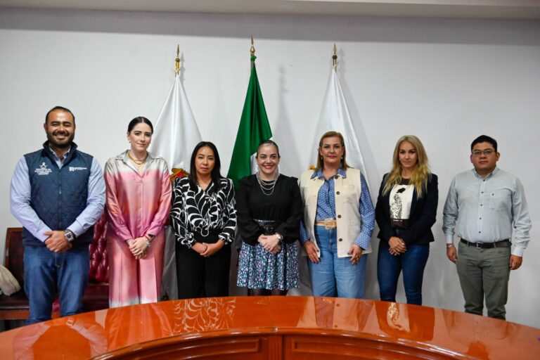 Instala Naucalpan grupo municipal de prevención del embarazo adolescente