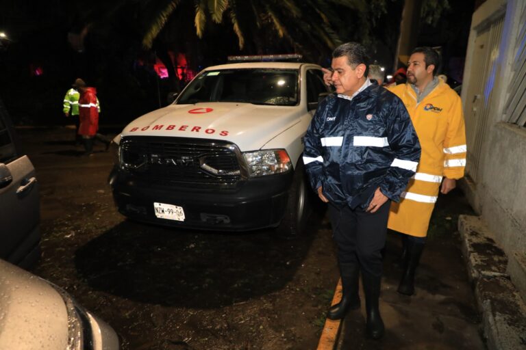 “Gobierno de Tlalnepantla Activa Operativo para Enfrentar Afectaciones por Lluvias en Santa Cecilia, Valle Dorado y el Centro”