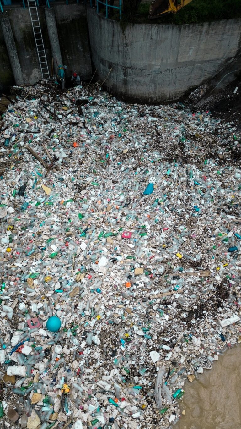 Gobierno de Tlalnepantla avanza en la limpieza del Río Tlalnepantla y la reparación de infraestructura hidráulica