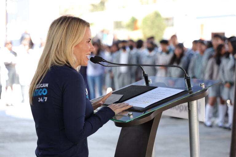 Inauguran en Huixquilucan un Auditorio en la Secundaria Técnica No. 130