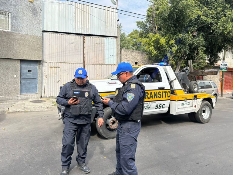 Encabeza alcaldesa Lourdes Paz operativo de chatarrización en calles de Iztacalco