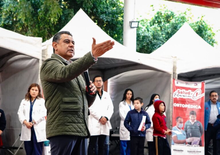 En Tlalnepantla se fortalece la educación de manera integral