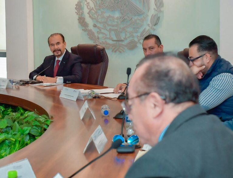 Cabildo de Atizapán aprueba becas y estímulos económicos para estudiantes y deportistas