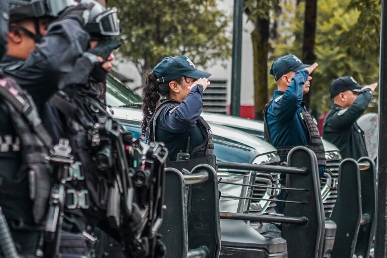 Refuerzan Seguridad en Panteones de Tlalnepantla para Día de Muertos con 190 Elementos y 58 Unidades