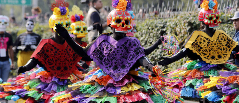Todo sobre el Desfile de Día de Muertos 2024 en CDMX