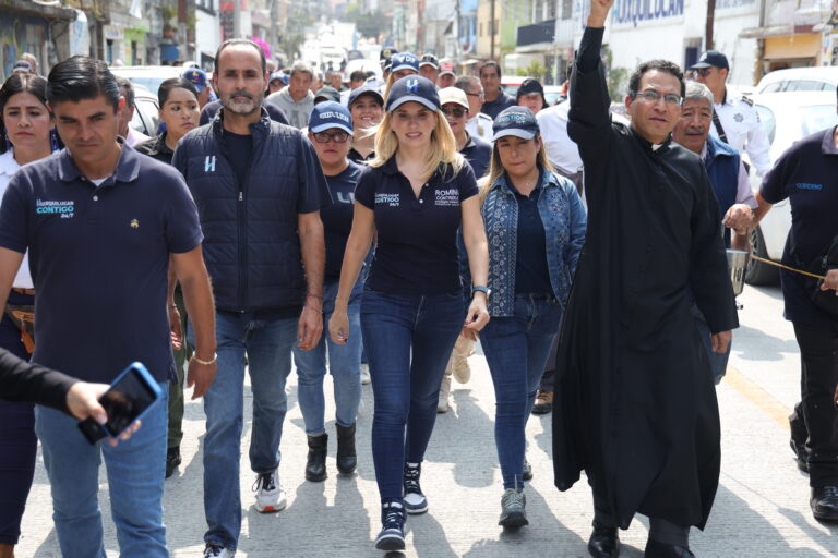 Huixquilucan entrega la repavimentación de Avenida San Fernando y una nueva cancha deportiva