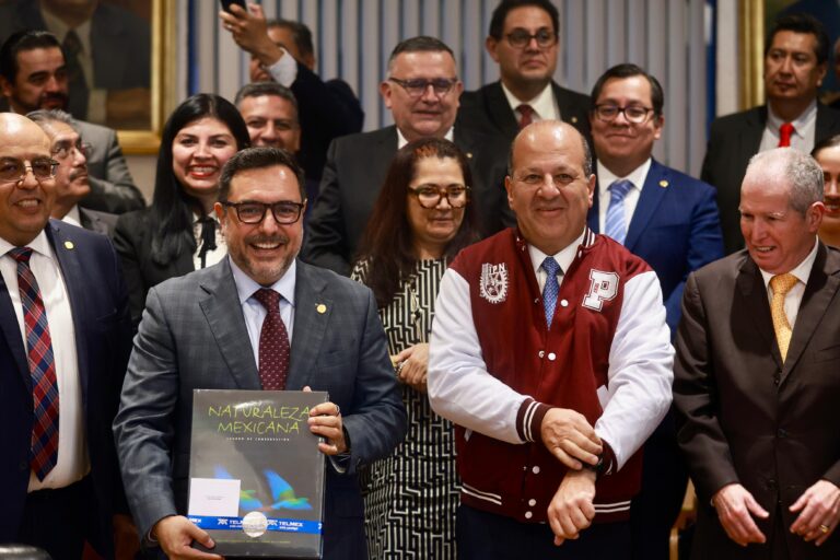 Renueva IPN Convenio de Colaboración con INTTELMEXpara proceso de titulación, servicio social y prácticasprofesionales