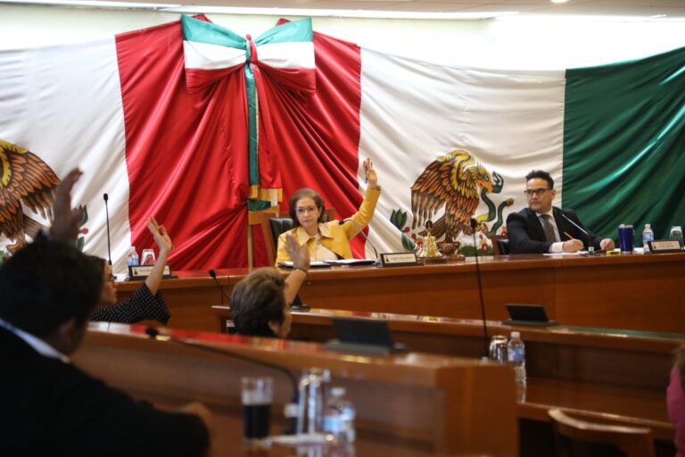 Cabildo de Naucalpan aprueba ajuste de tarifas de agua potable y drenaje para 2025