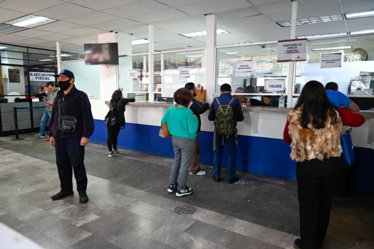 Reduce Naucalpan rezago en pago de impuesto predial