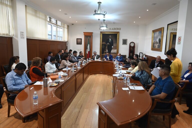 Avanza proceso de entrega-recepción en Naucalpan con nuevas solicitudes y aclaraciones