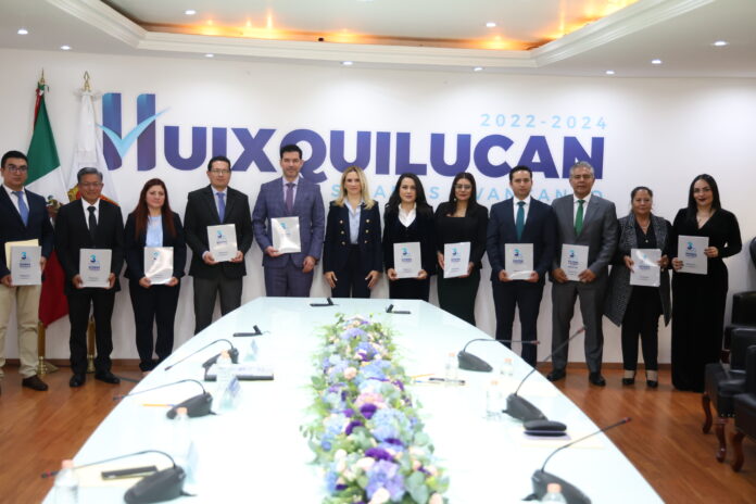 Cumple Romina Contreras con el 100% de sus compromisos en Huixquilucan