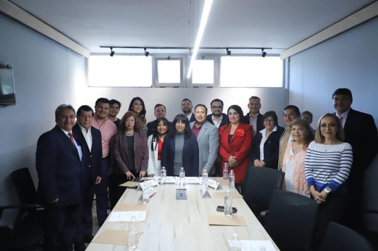 Álvaro Obregón fortalece su administración con la instalación de 14 comisiones de trabajo