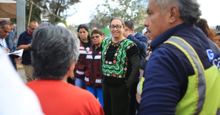 “Ecatepec tiene 26 mil calles y el 80% están devastadas”: Azucena Cisneros