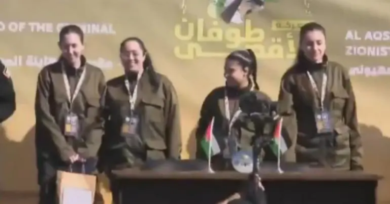 Trump se atribuye liberación de las cuatro soldadas capturadas por Hamás