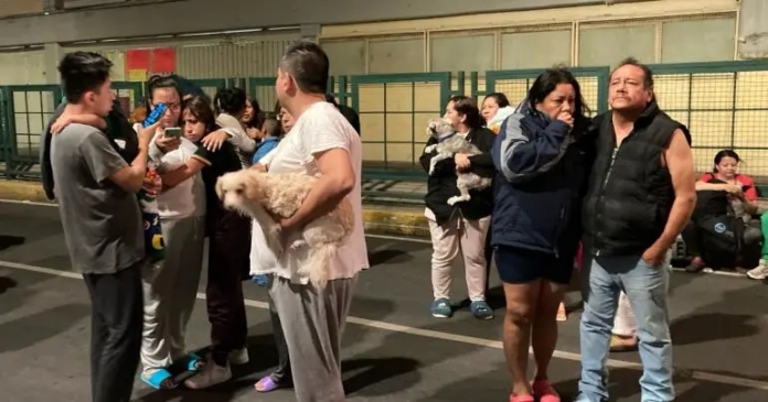 van-311-replicas-sismo-coalcoman-michoacan