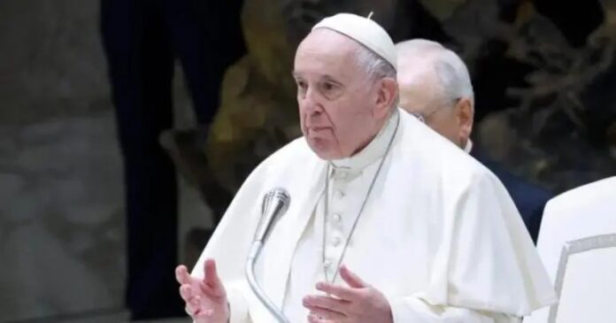 El Papa sufre un ‘repentino’ empeoramiento respiratorio tras una crisis de broncospasmo