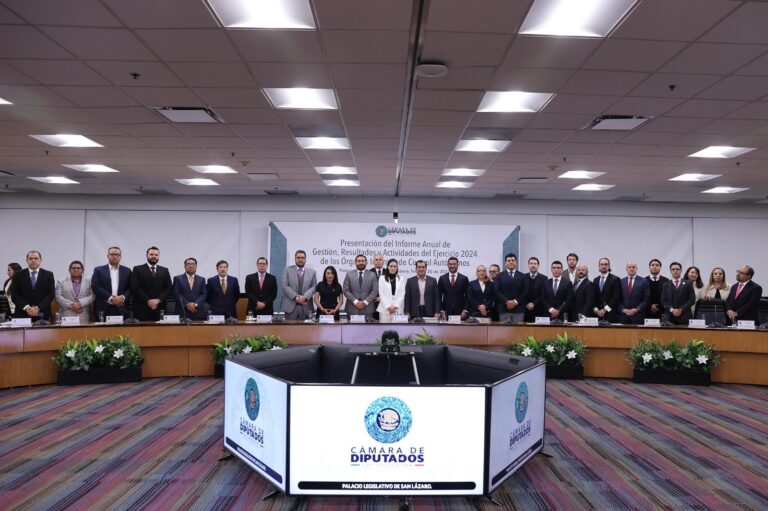 Recibe el diputado Gutiérrez Luna informes de gestión 2024 de los Órganos Internos de Control de entes autónomos