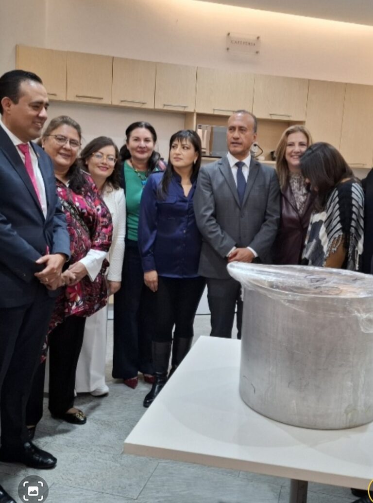 Se armaron las cemitas con la bancada poblana en San Lázaro