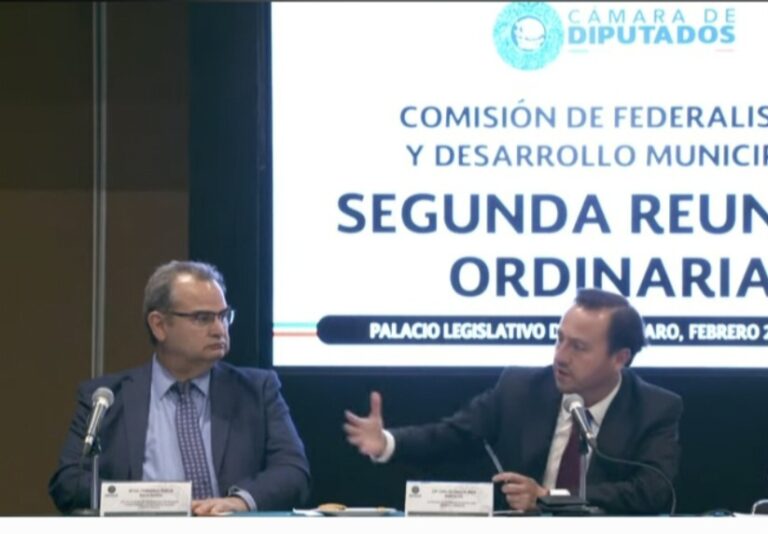 Mier Bañuelos gestiona encuentro con la unidad de coordinación con entidades federativas de la SHCP en San Lázaro