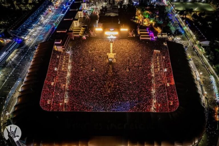 La fiesta de los 25 años del Vive Latino se llevo al máximo