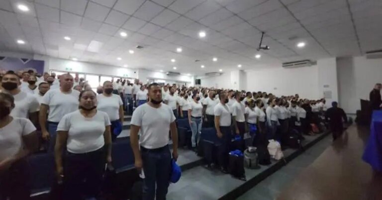 SSC capacita a 446 cadetes para prevenir suicidios en el Metro de la CDMX