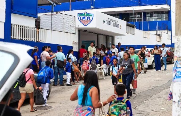 En México entra en vigencia la prohibición para vender “comida chatarra” en las escuelas