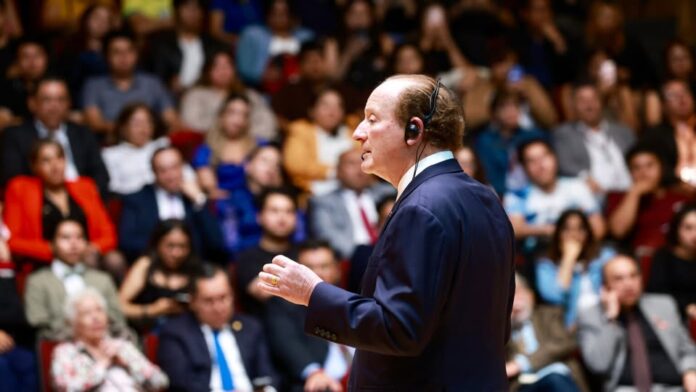 Fundamental generar mecanismos que aseguren la jubilación de los trabajadores