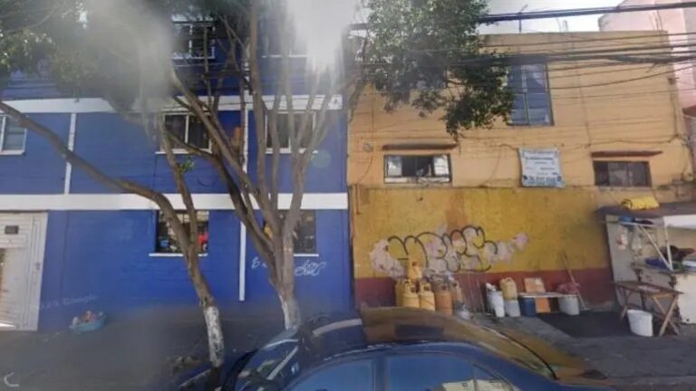 Caen tres sujetos tras herir a balazos a un hombre y una mujer en Pueblo de Santa Fe