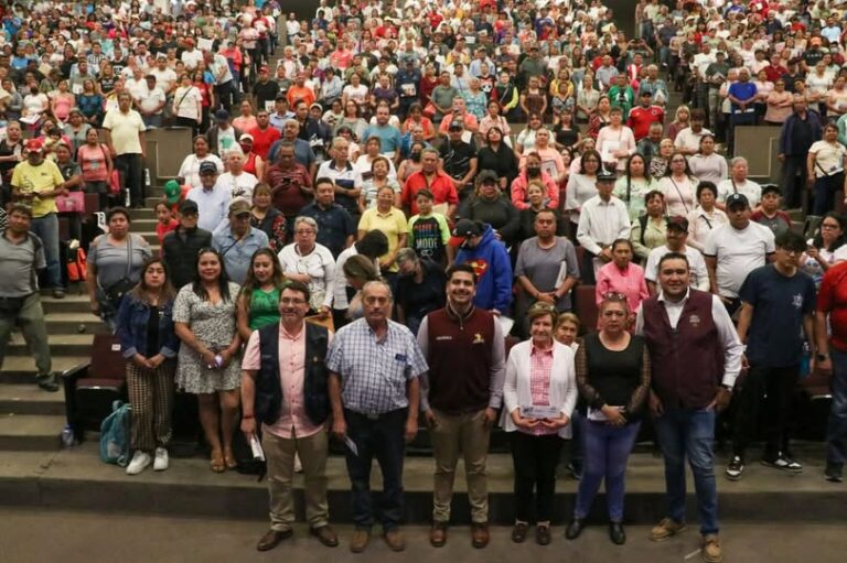 Reducir la desigualdad empieza en casa, afirma Adolfo Cerqueda