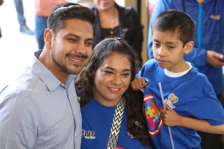 Nezahualcóyotl refuerza apoyo a niñas y niños con autismo: Adolfo Cerqueda