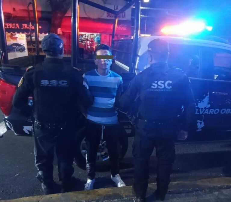 Detienen a hombre por agredir a su pareja en Álvaro Obregón tras exigirle dinero
