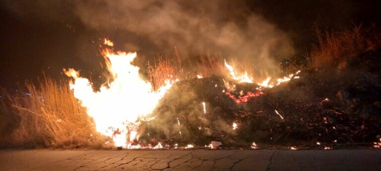 Detienen a hombre en flagrancia por provocar incendio en pastizal en Texcoco