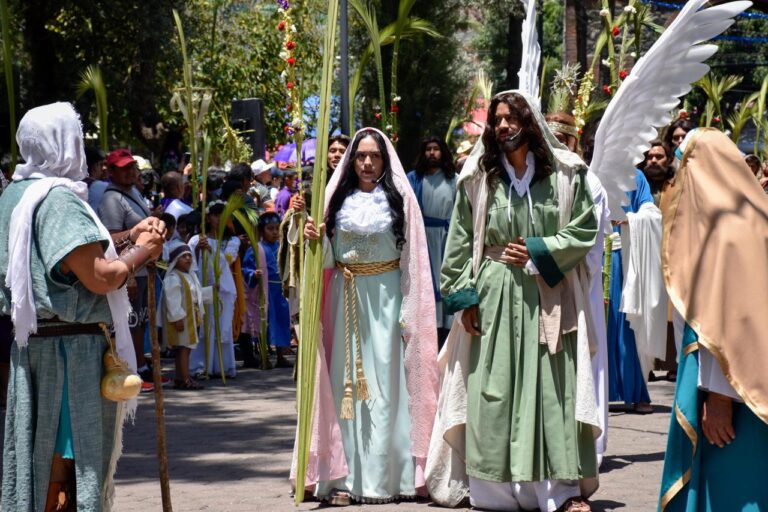 Saldo blanco en el arranque del Domingo de Ramos en Iztapalapa