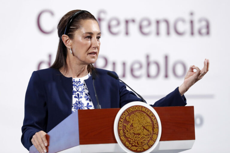 No llegamos a un acuerdo sobre aranceles en la industria automotriz: Sheinbaum sobre llamada con Trump