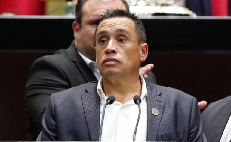 Emilio Manzanilla Plantea Regular Instalación y Uso de Dispensadores de Agua Potable en Espacios Públicos y Comerciales