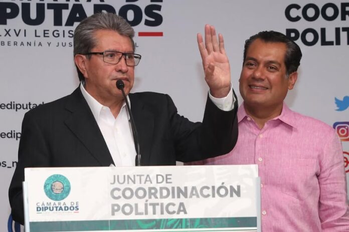 Diputado Sergio Gutiérrez da a conocer misiva que envió al republicano Michael Johnson sobre gravamen adicional a remesas; también la suscribe el diputado Ricardo Monreal