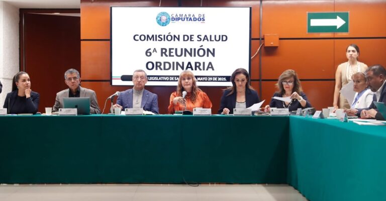 🩺 Comisión de Salud reconoce la menstruación como tema de salud pública y fortalece atención a víctimas de violencia