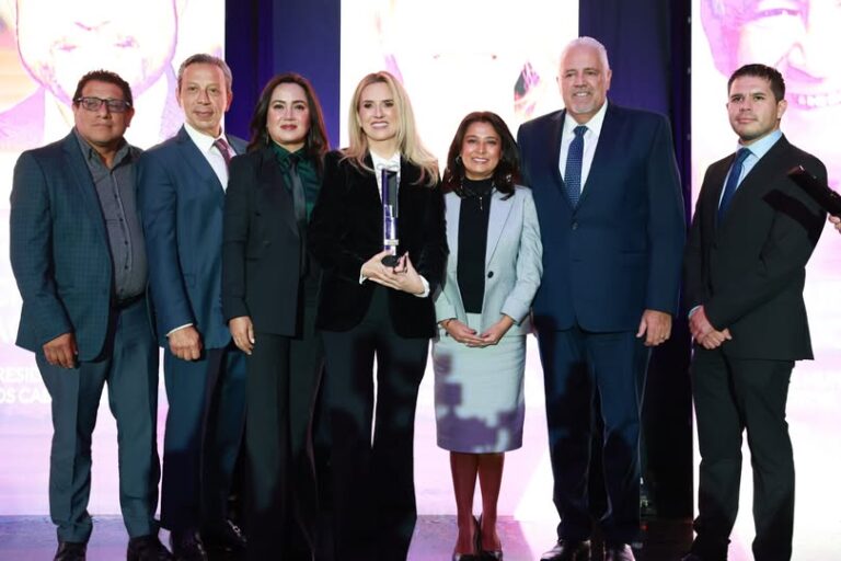 Distintivo Lidera nos impulsa a seguir trabajando 24/7 por la seguridad y paz de Huixquilucan: Romina Contreras