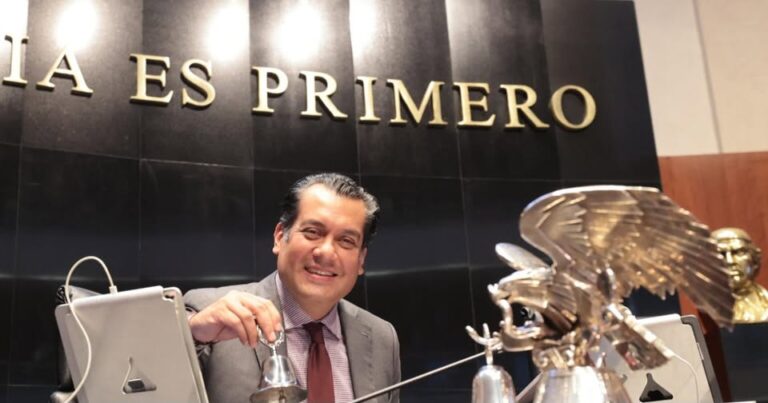 Diputado Gutiérrez Luna cita a legisladoras y legisladores a sesión de Congreso General el lunes 23, a las 13:00 horas, para la apertura del periodo extraordinario de sesiones